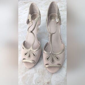 Perfect Occasions Woman's Bridal Blush Suede & Gold Shimmer Shoes Sz 40